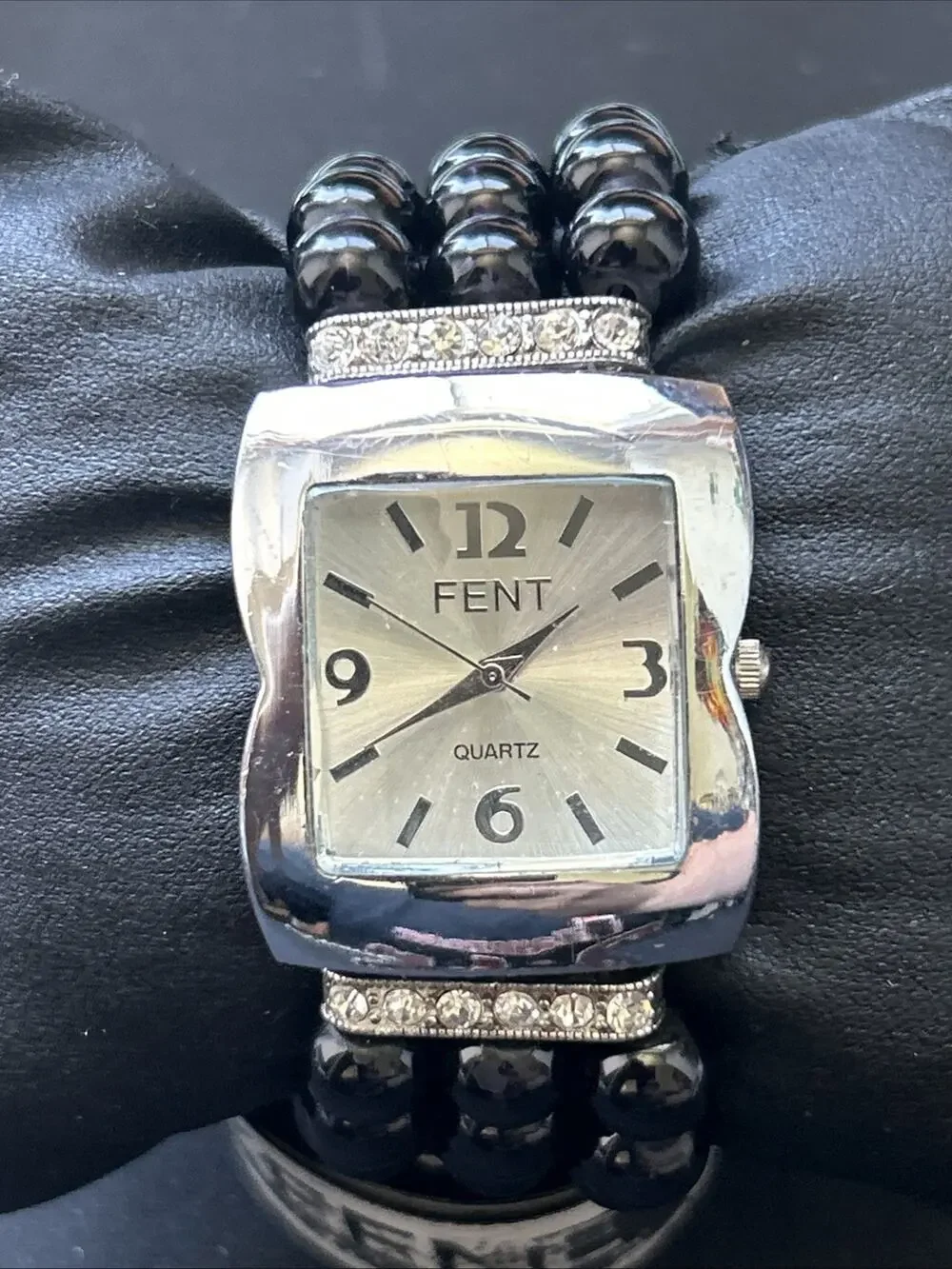 Fent Silver Tone Black Bead Band Women’s Quartz Watch